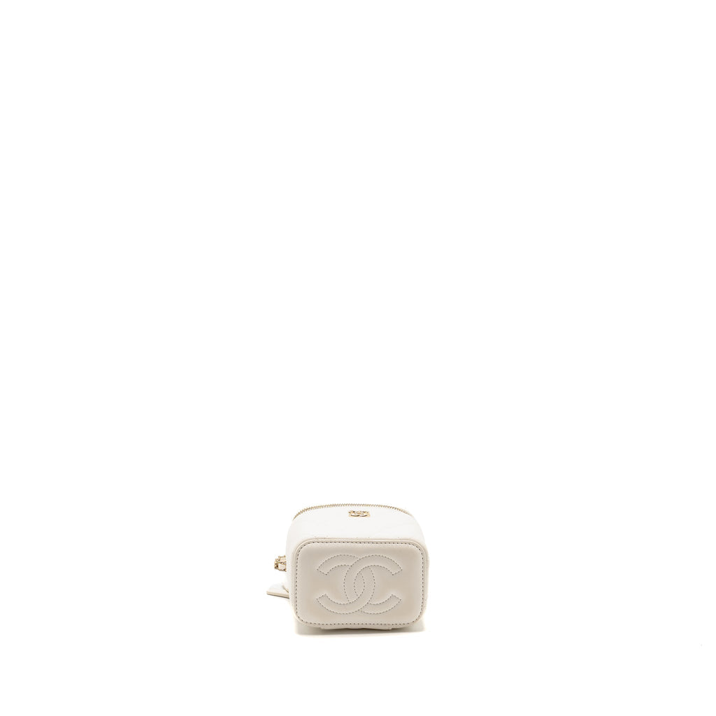 CHANEL PEARL CRUSH MINI VANITY WITH CHAIN LAMBSKIN WHITE LGHW (MICROCHIP)