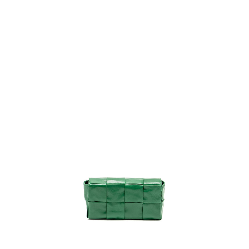 BOTTEGA VENETA CASSETTE BELT BAG CALFSKIN GREEN SHW
