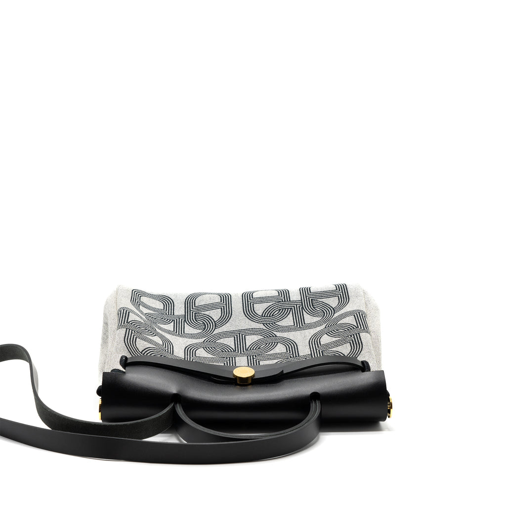 HERMES HERBAG 31 ZIP BAG TOILE H PLUME CANVAS/ HUNTER LEATHER BLACK / ECRU GHW