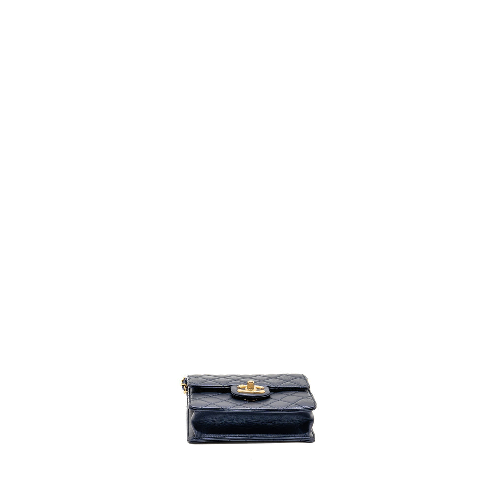 CHANEL PEARL DECORATED QUILTED FLAP BAG LAMBSKIN NAVY GHW