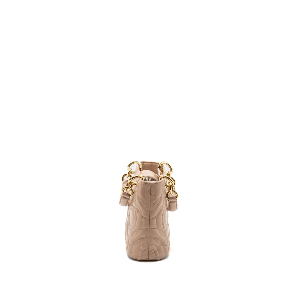 FERRAGAMO GANCINI QUILTED TOTE BAG CALFSKIN BEIGE LGHW