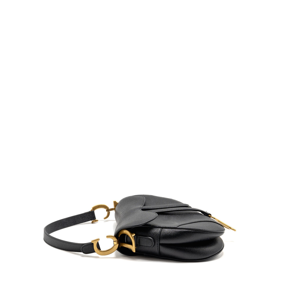 DIOR SADDLE BAG WITH STRAP GRAINED CALFSKIN BLACK GHW