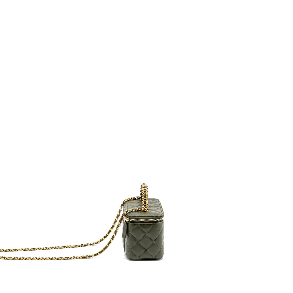 CHANEL DETAIL TOP HANDLE LONG VANITY WITH CHAIN LAMBSKIN DARK GREEN GHW (MICROCHIP)