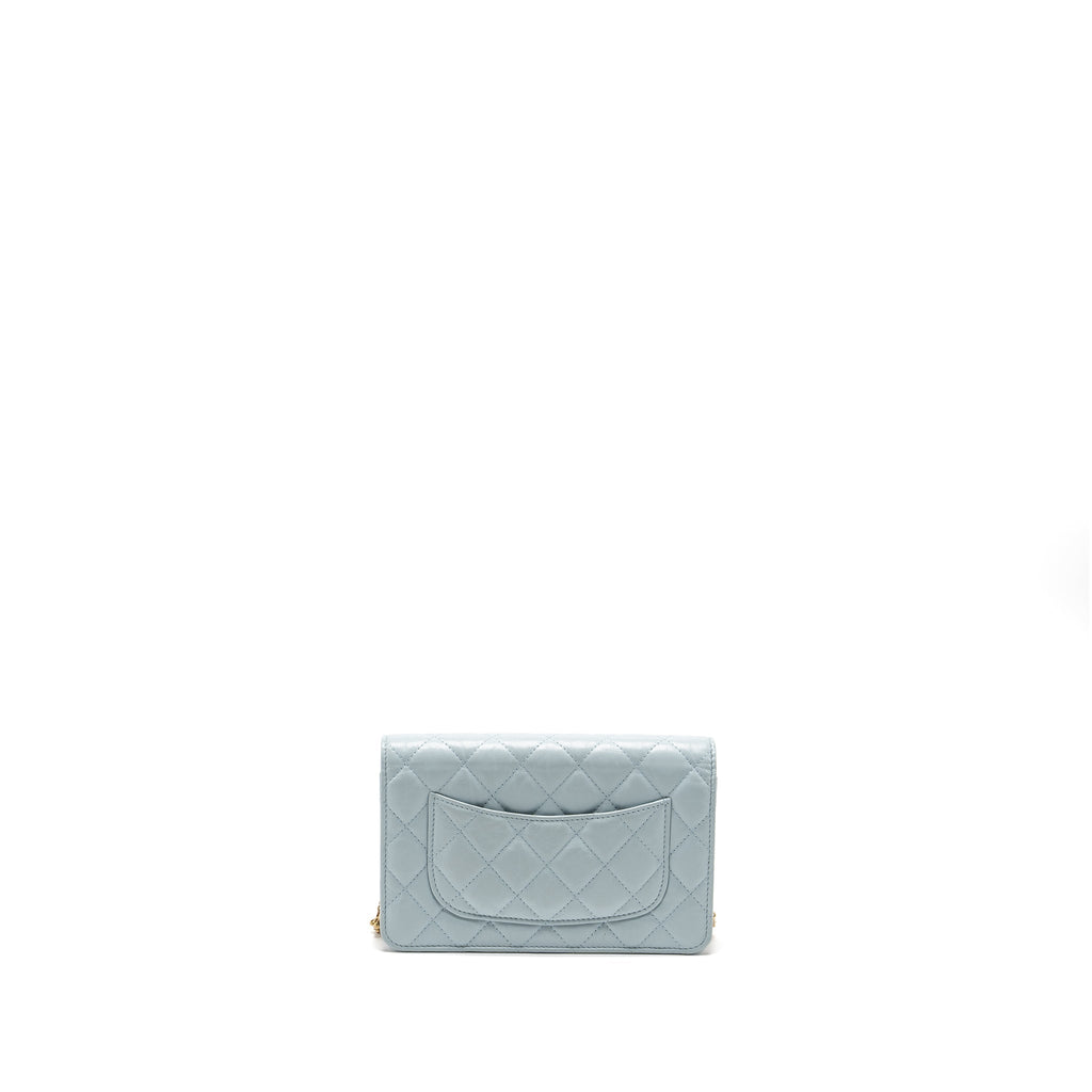 CHANEL 2.55 REISSUE WALLET ON CHAIN AGED CALFSKIN LIGHT BLUE BRUSHED GHW (MICROCHIP)