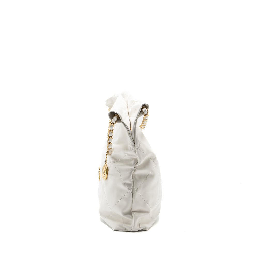 CHANEL MEDIUM 22 BAG GOLD LETTER SHINY CALFSKIN WHITE GHW (MICROCHIP)