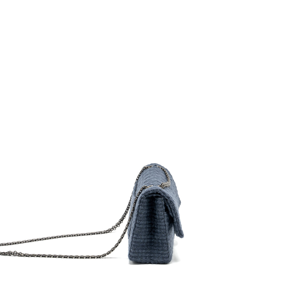 CHANEL 2.55 226 REISSUE DOUBLE FLAP BAG TWEED DARK GREY / BLUE RUTHENIUM HARDWARE