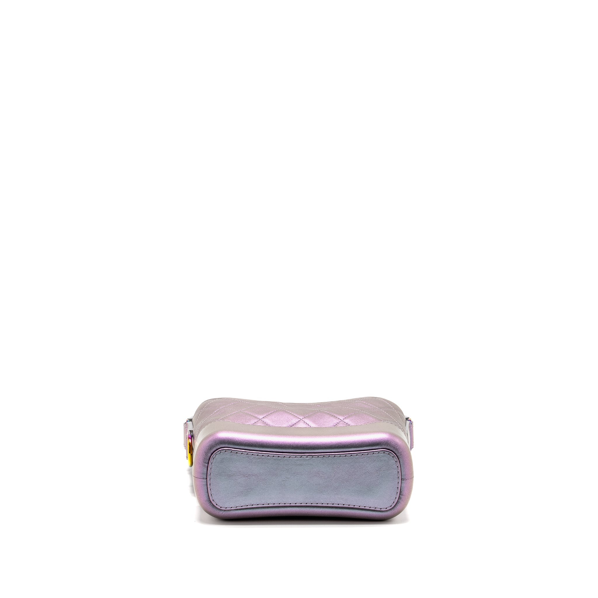 CHANEL SMALL GABRIELLE HOBO BAG CALFSKIN / LAMBSKIN IRIDESCENT LIGHT PURPLE MULTICOLOUR HARDWARE
