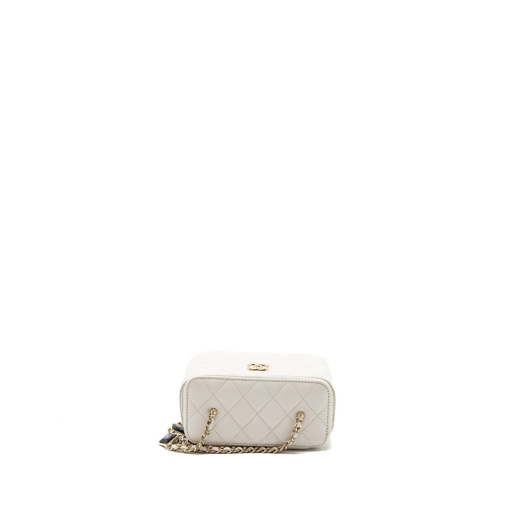 CHANEL LETTER/CC LOGO CHAIN LONG VANITY CALFSKIN WHITE LGHW (MICROCHIP)