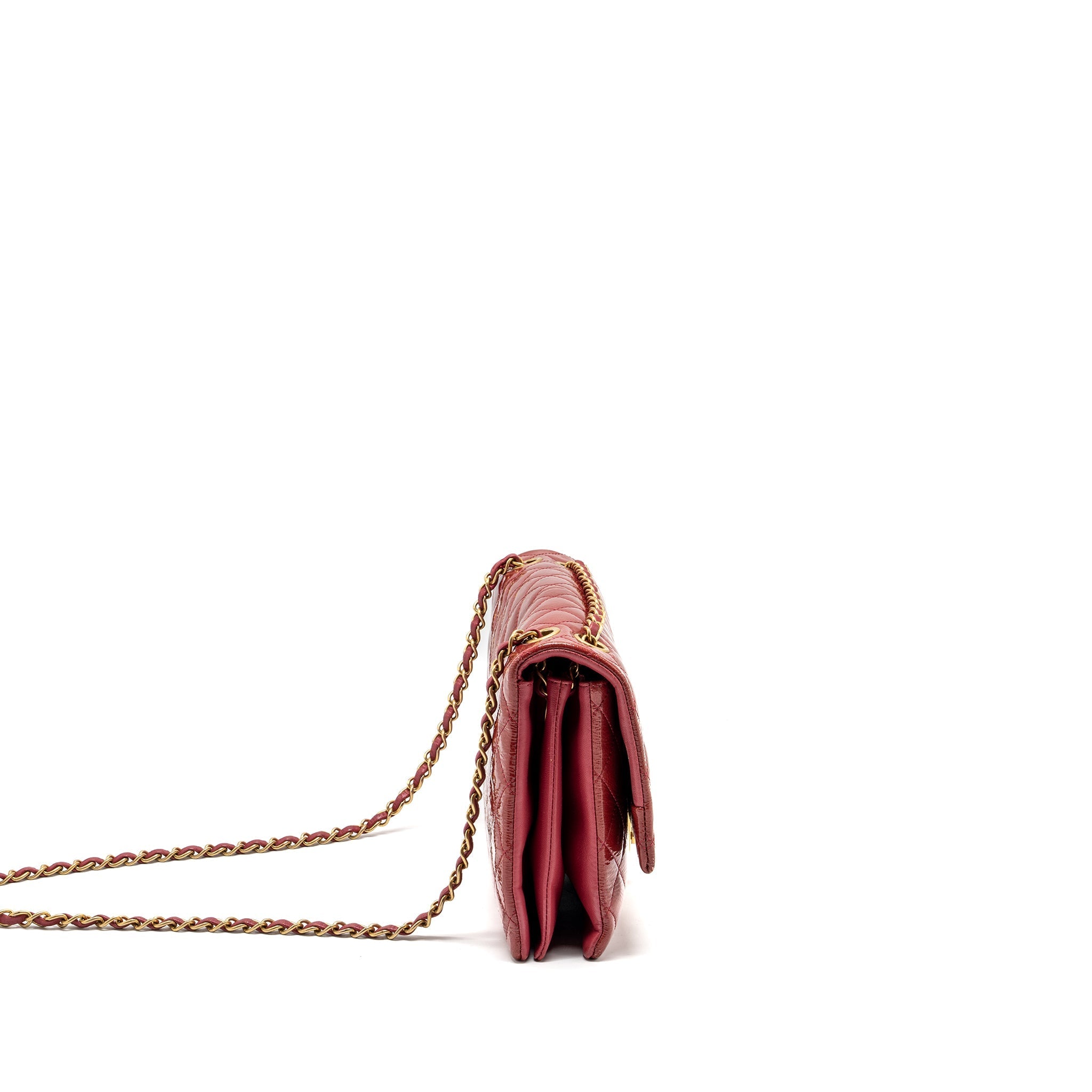 CHANEL SEASONAL FLAP BAG PATENT GOATSKIN/LAMBSKIN RED GHW