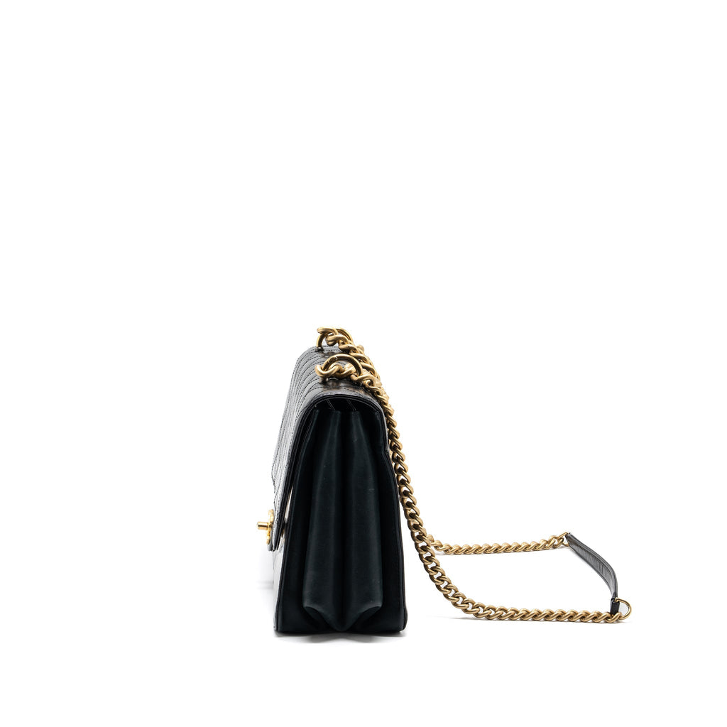 CHANEL FLAP BAG WITH CHAINS HANDLE CALFSKIN BLACK GHW