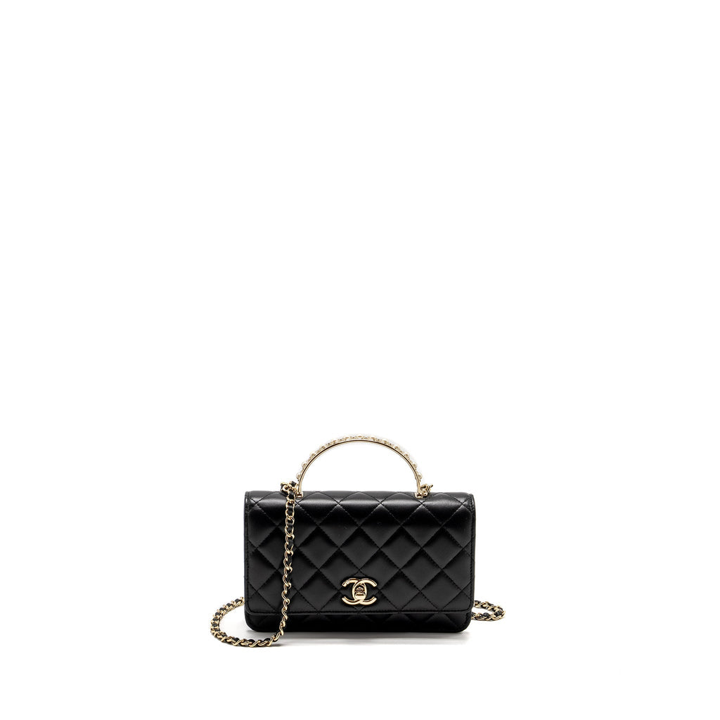 CHANEL PEARL DETAILED TOP HANDEL WALLET ON CHAIN LAMBSKIN BLACK LGHW (MICROCHIP)