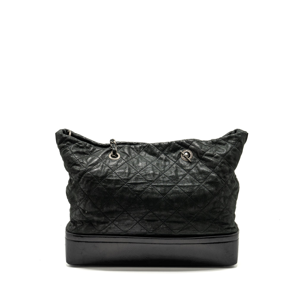 CHANEL LARGE QUILTED SHOULDER BAG CALFSKIN BLACK SHW