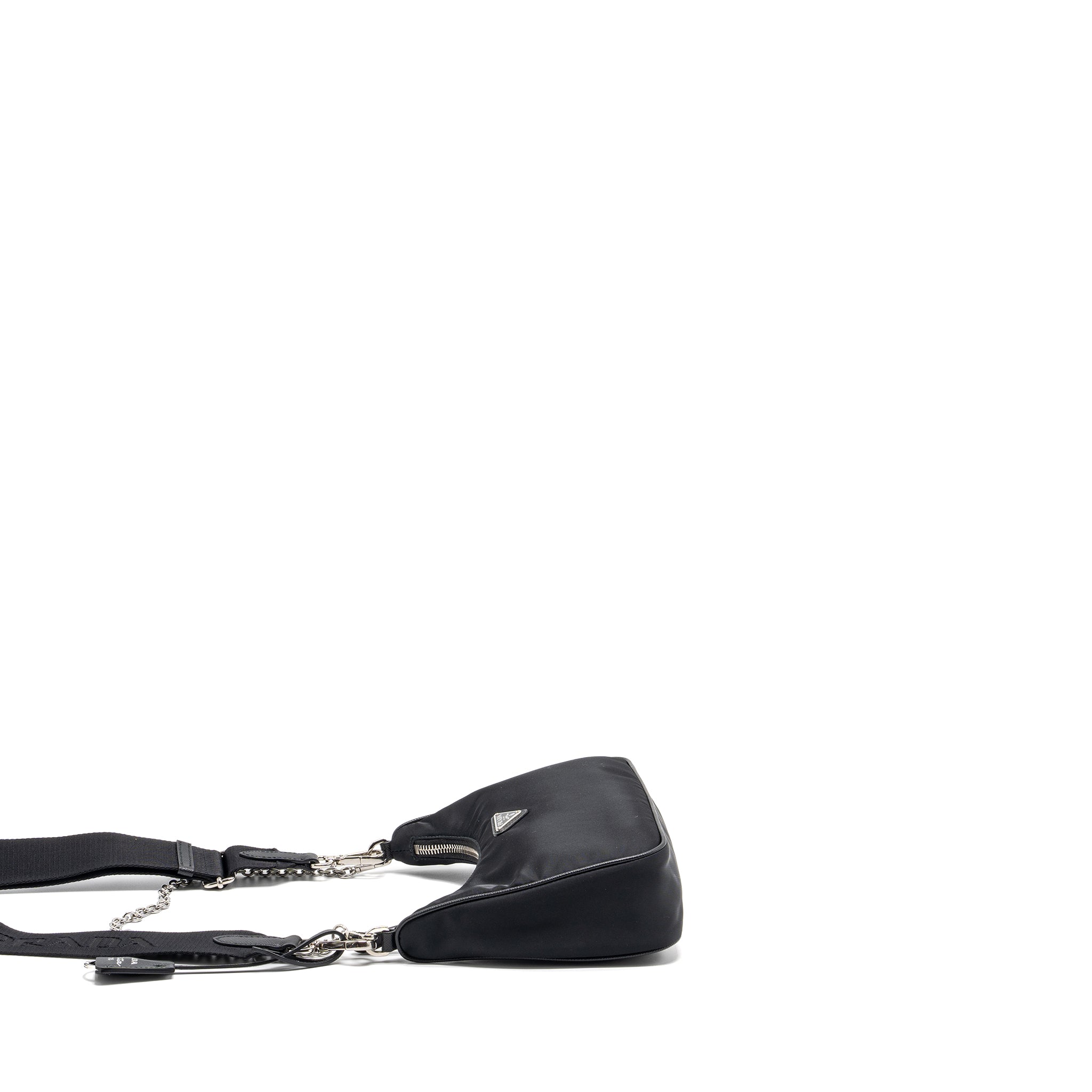 PRADA RE-EDITION 2005 NYLON BAG BLACK SHW