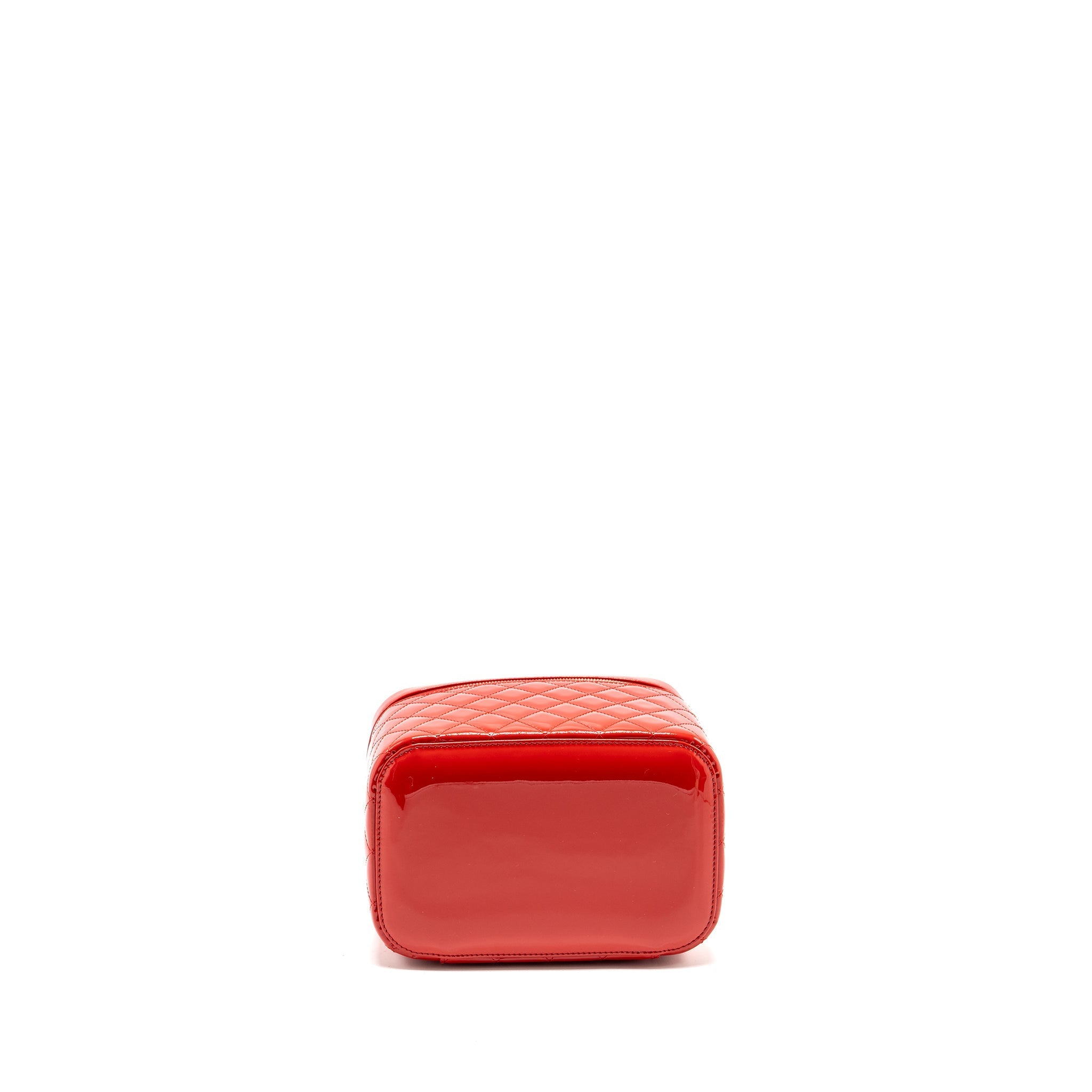 CHANEL LARGE VANITY POUCH PATENT RED GHW