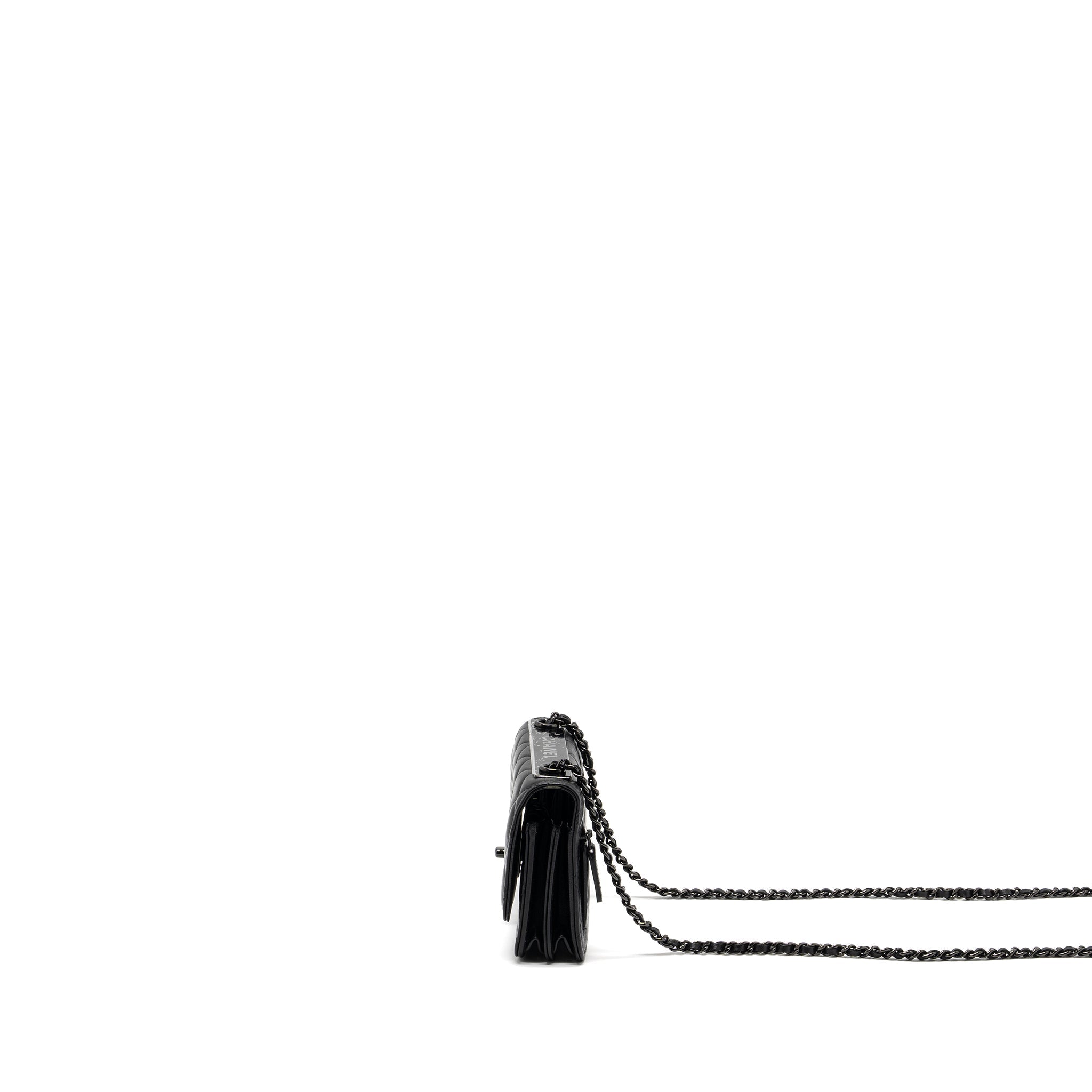 CHANEL TRENDY CC WALLET ON CHAIN LAMBSKIN BLACK WITH BLACK HARDWARE (MICROCHIP)
