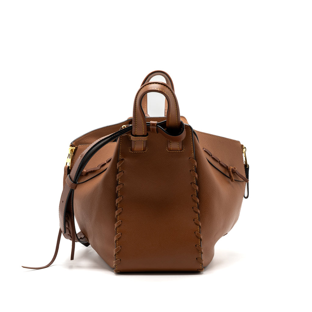 LOEWE SMALL HAMMOCK BAG CALFSKIN CARAMEL GHW
