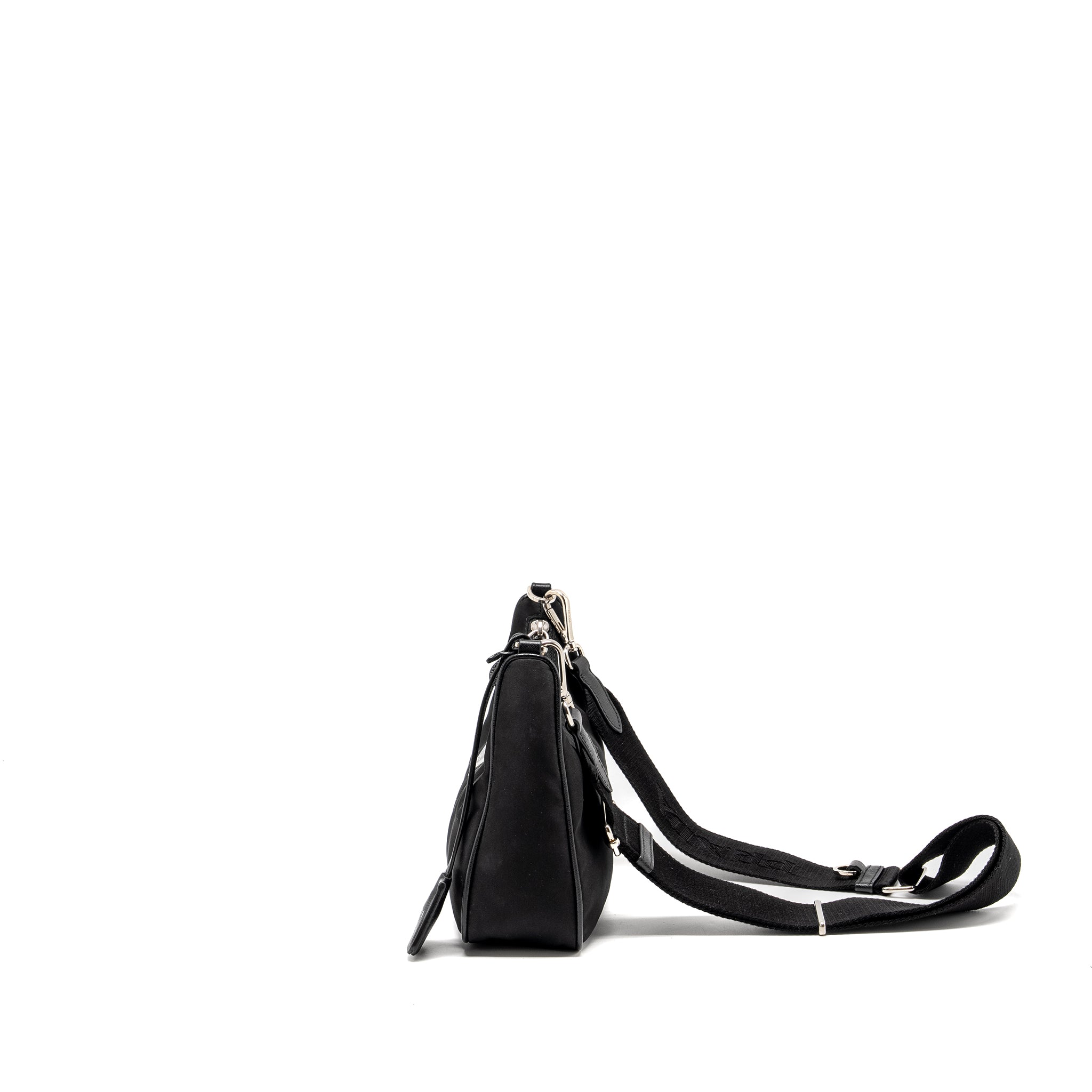 PRADA RE-EDTION 2005 BAG NYLON BLACK SHW