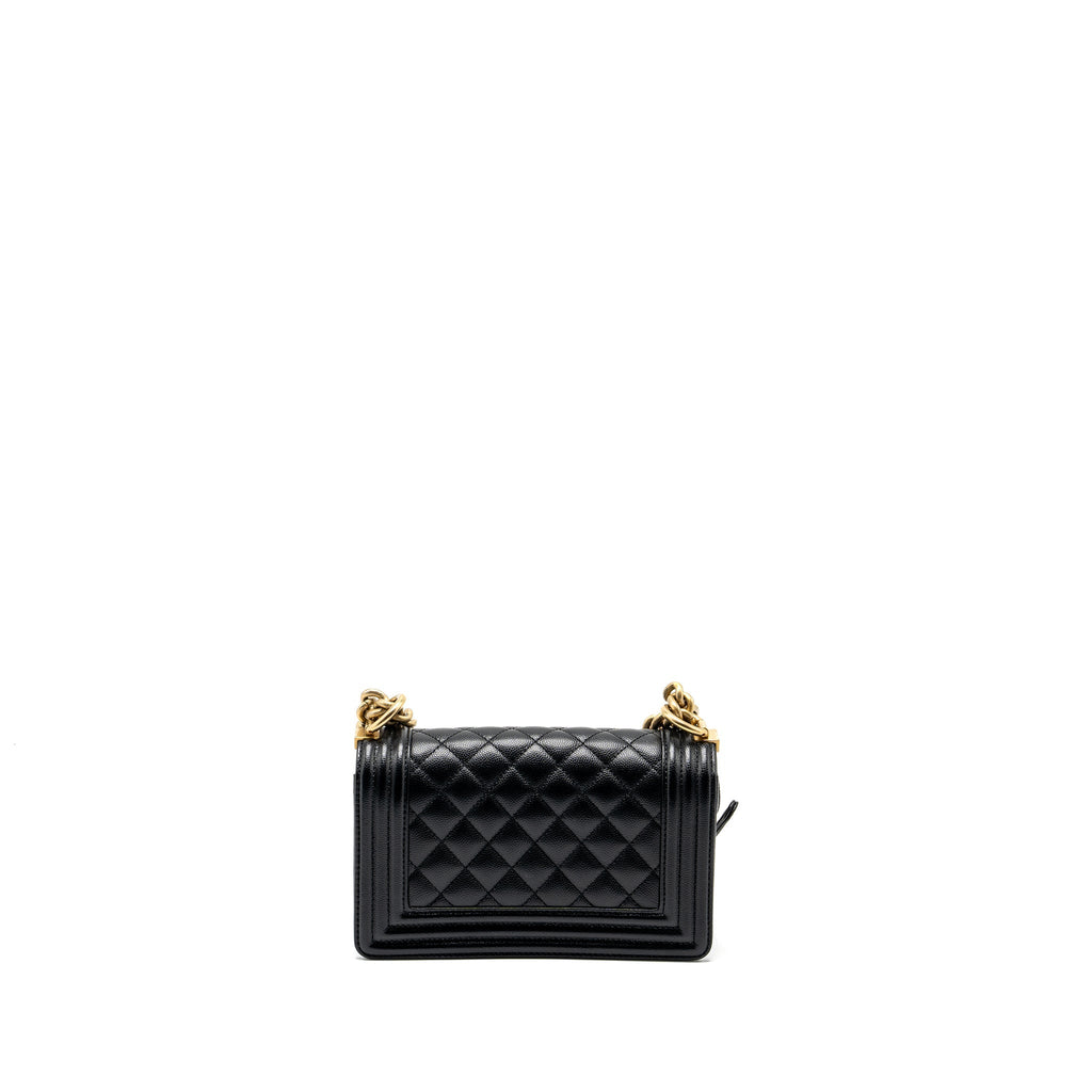 CHANEL SMALL BOY BAG CAVIAR BLACK GHW (MICROCHIP)