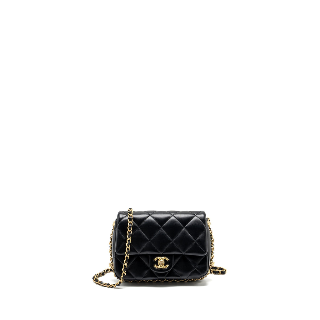 CHANEL QUILTED FLAP BAG WITH DETAILED LOGO AND CHAIN LAMBSKIN BLACK GHW (MICROCHIP)