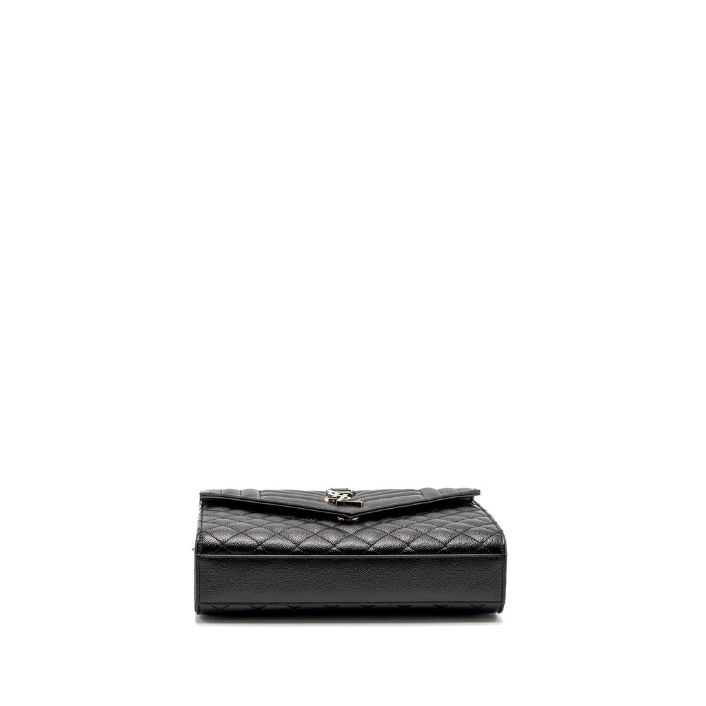 SAINT LAURENT/YSL MEDIUM ENVELOPE CHAIN BAG GRAINED CALFSKIN MIX MATELASSE BLACK SHW