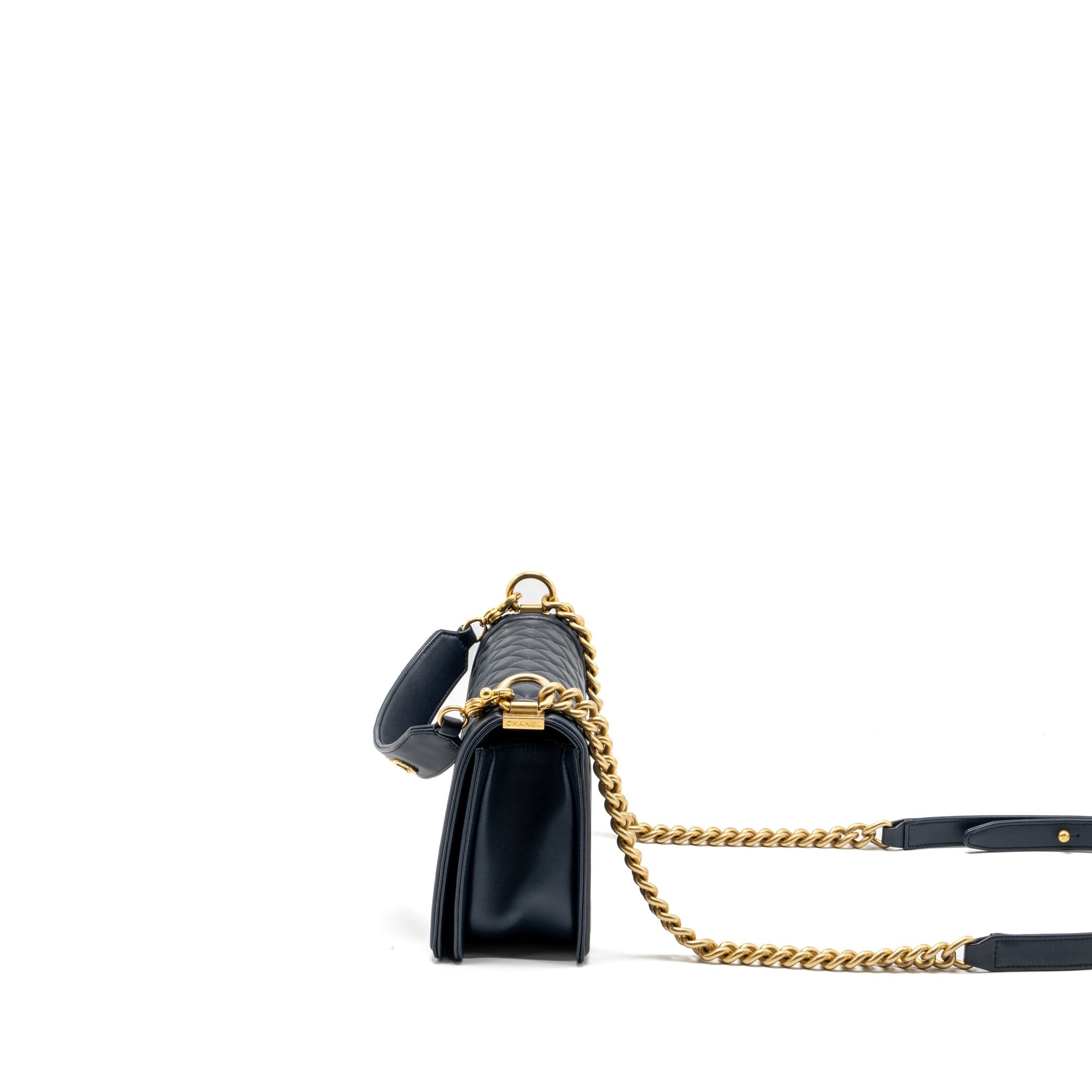 CHANEL 20B MEDIUM BOY BAG WITH TOP HANDLE CALFSKIN NAVY GHW
