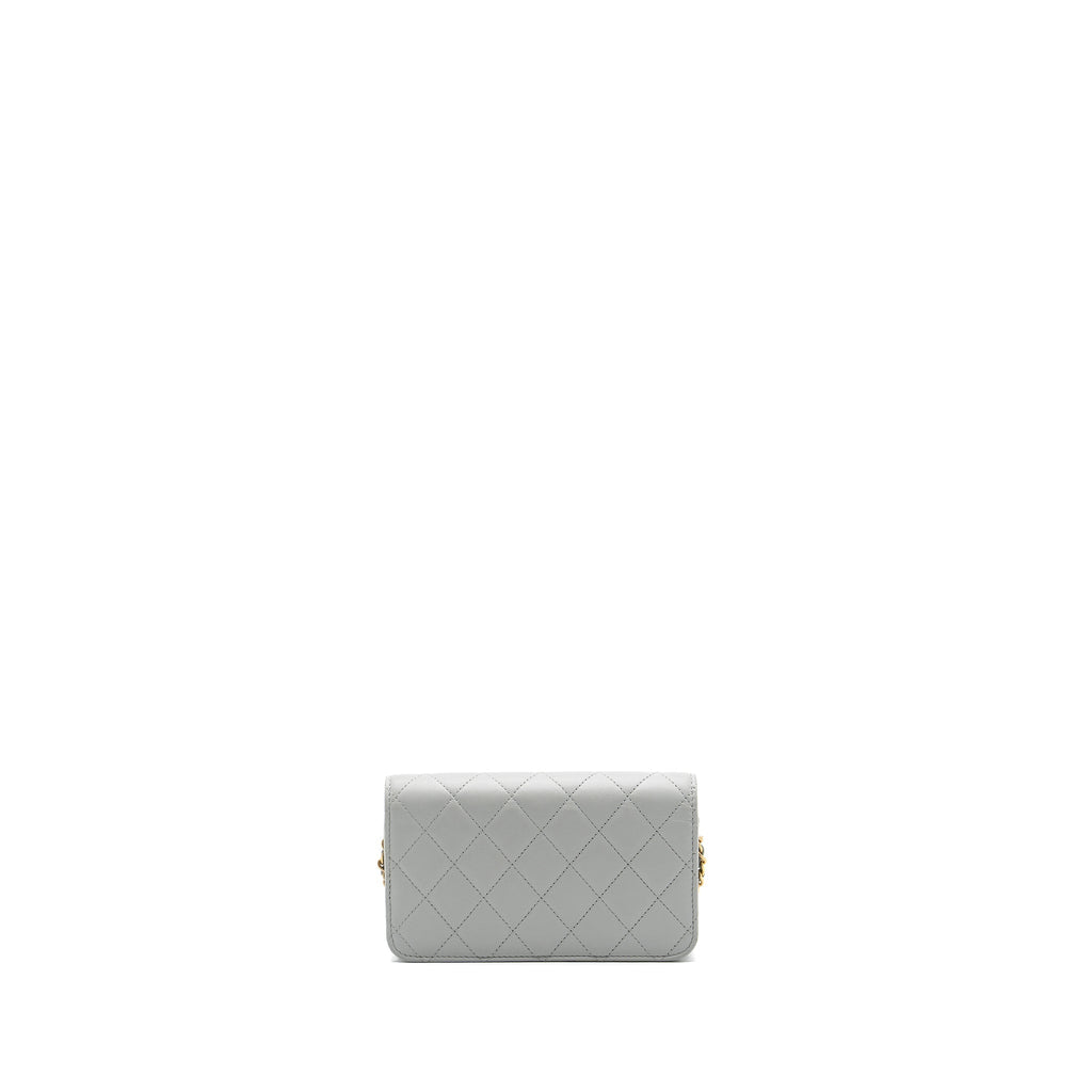 CHANEL PEARL CRUSH MINI WALLET ON CHAIN LAMBSKIN LIGHT GREY BRUSHED GHW(MICROCHIP)