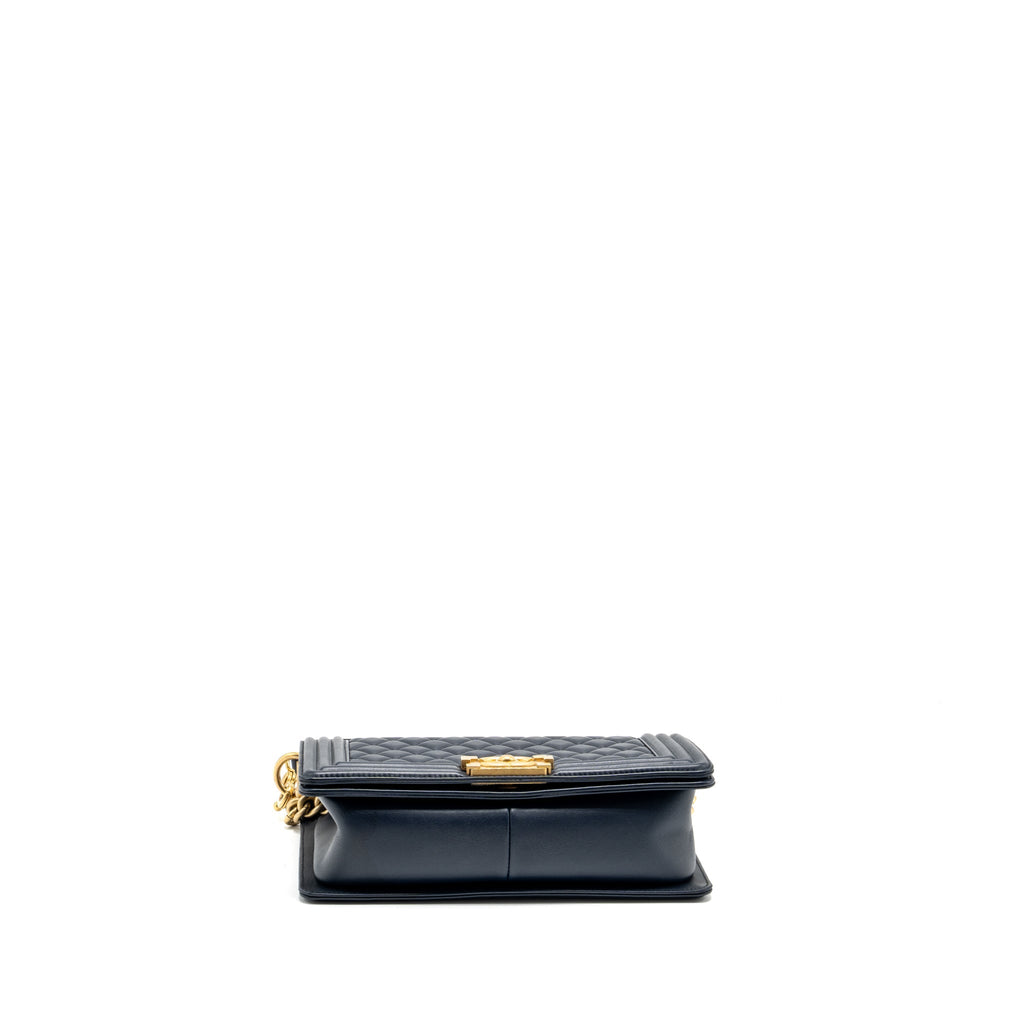 CHANEL 20B MEDIUM BOY BAG WITH TOP HANDLE CALFSKIN NAVY GHW