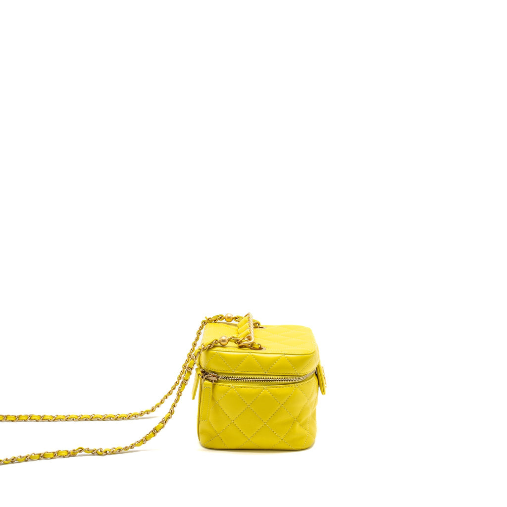 CHANEL CC VANITY CASE BAG CALFSKIN YELLOW GHW (MICROCHIP)