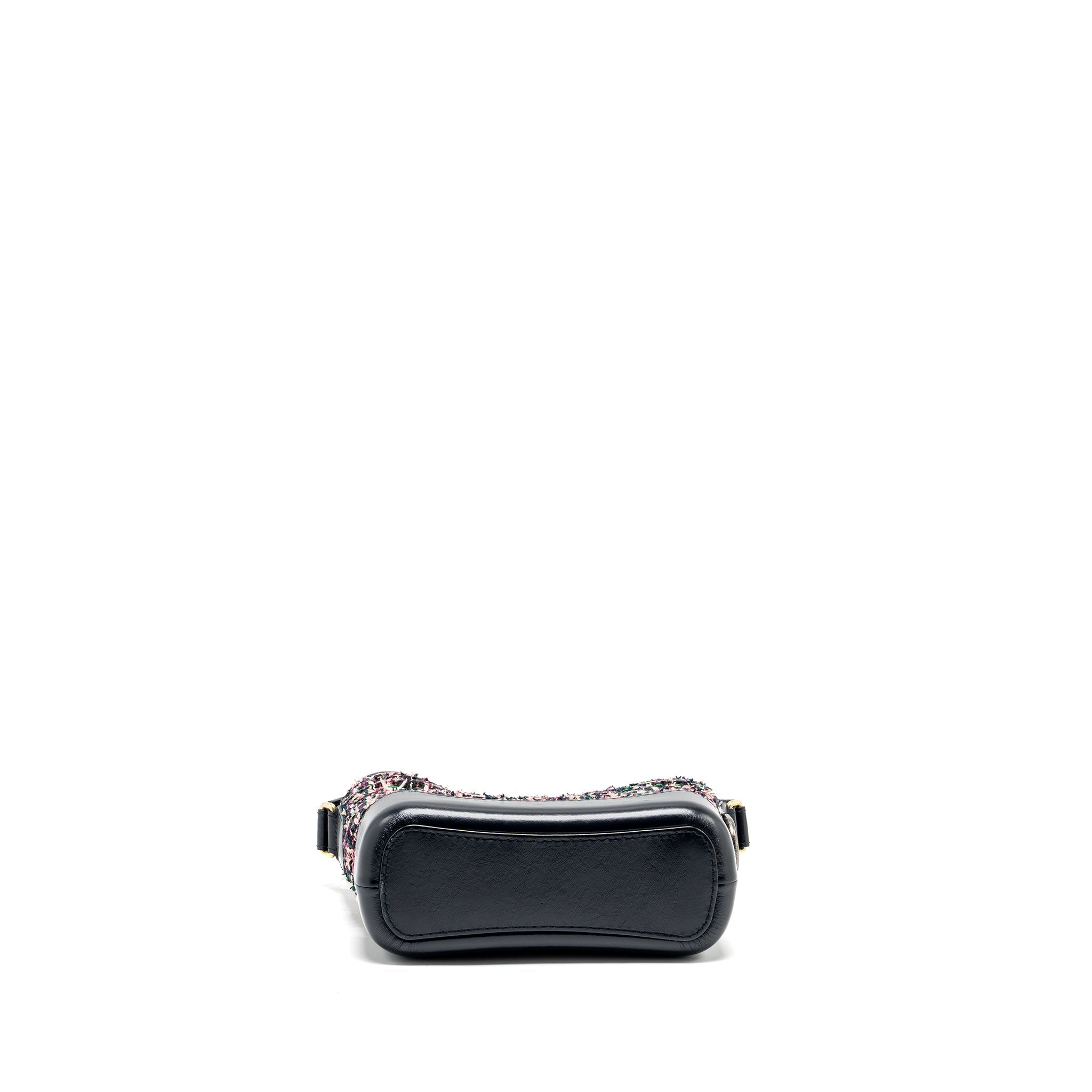 CHANEL SMALL GABRIELLE HOBO BAG TWEED/CALFSKIN MULTICOLOUR/MULTICOLOUR HARDWARE