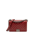 CHANEL CHEVRON NEW MEDIUM BOY BAG CALFSKIN RED RUTHENIUM HARDWARE