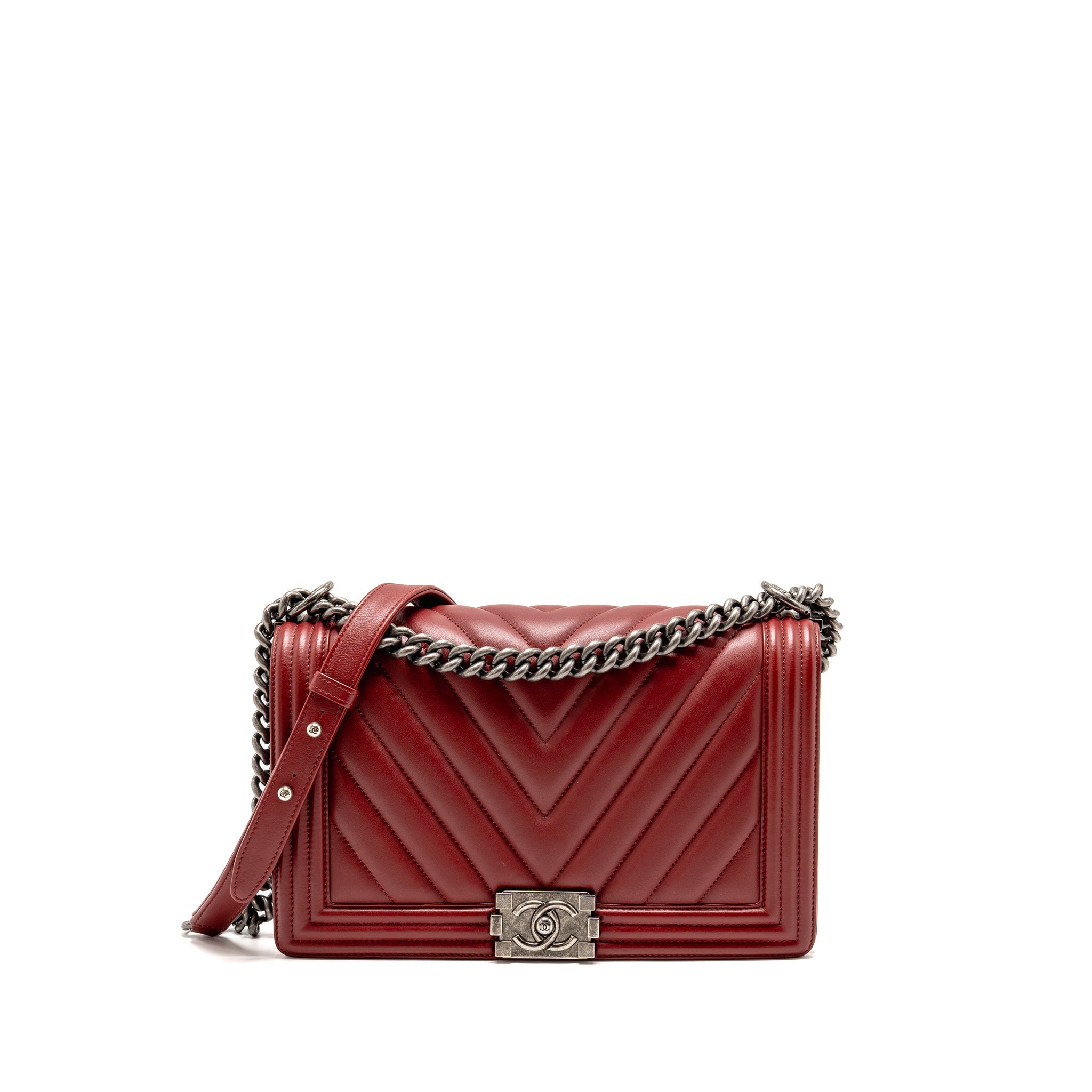 CHANEL CHEVRON NEW MEDIUM BOY BAG CALFSKIN RED RUTHENIUM HARDWARE