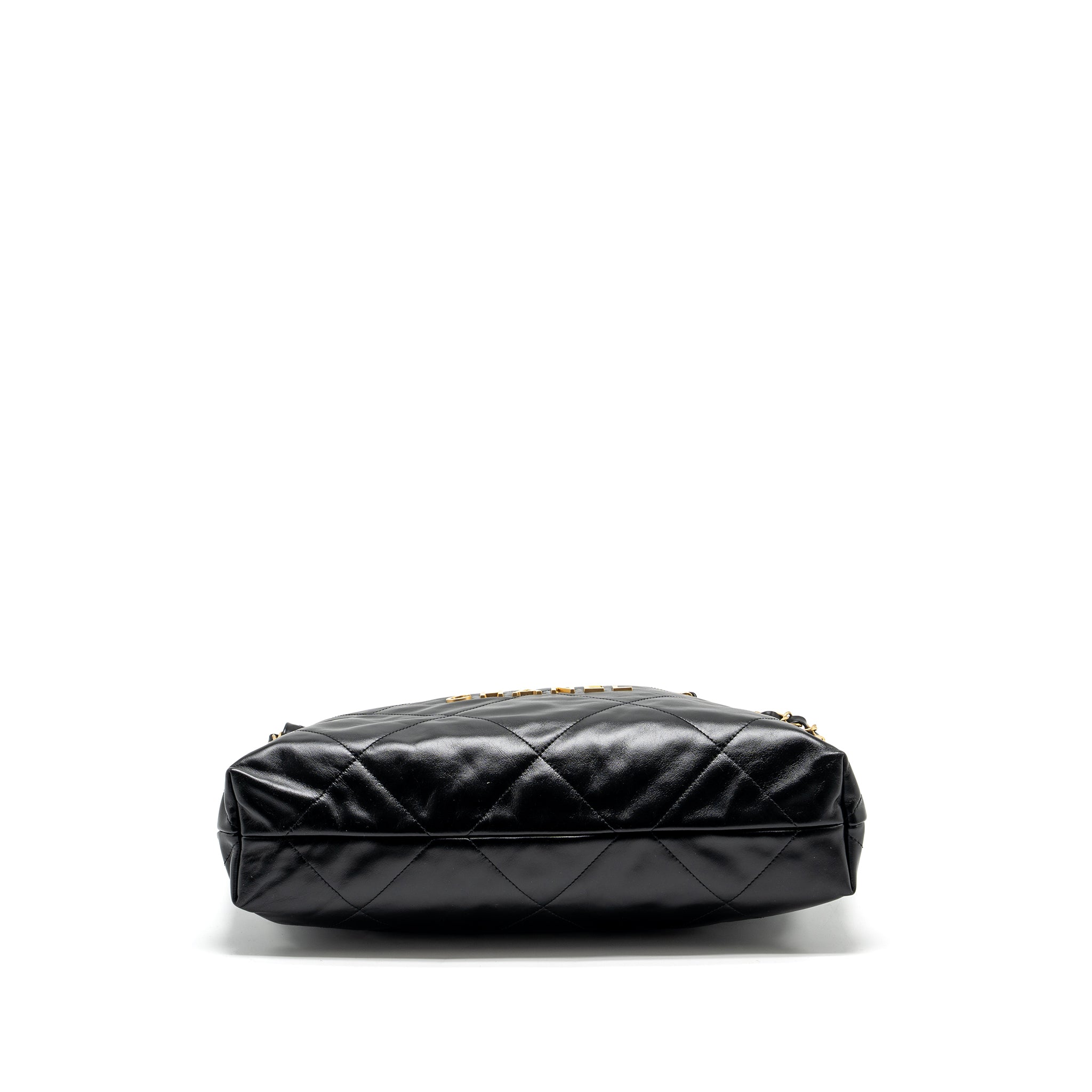 CHANEL MEDIUM 22 BAG SHINY CALFSKIN BLACK GHW