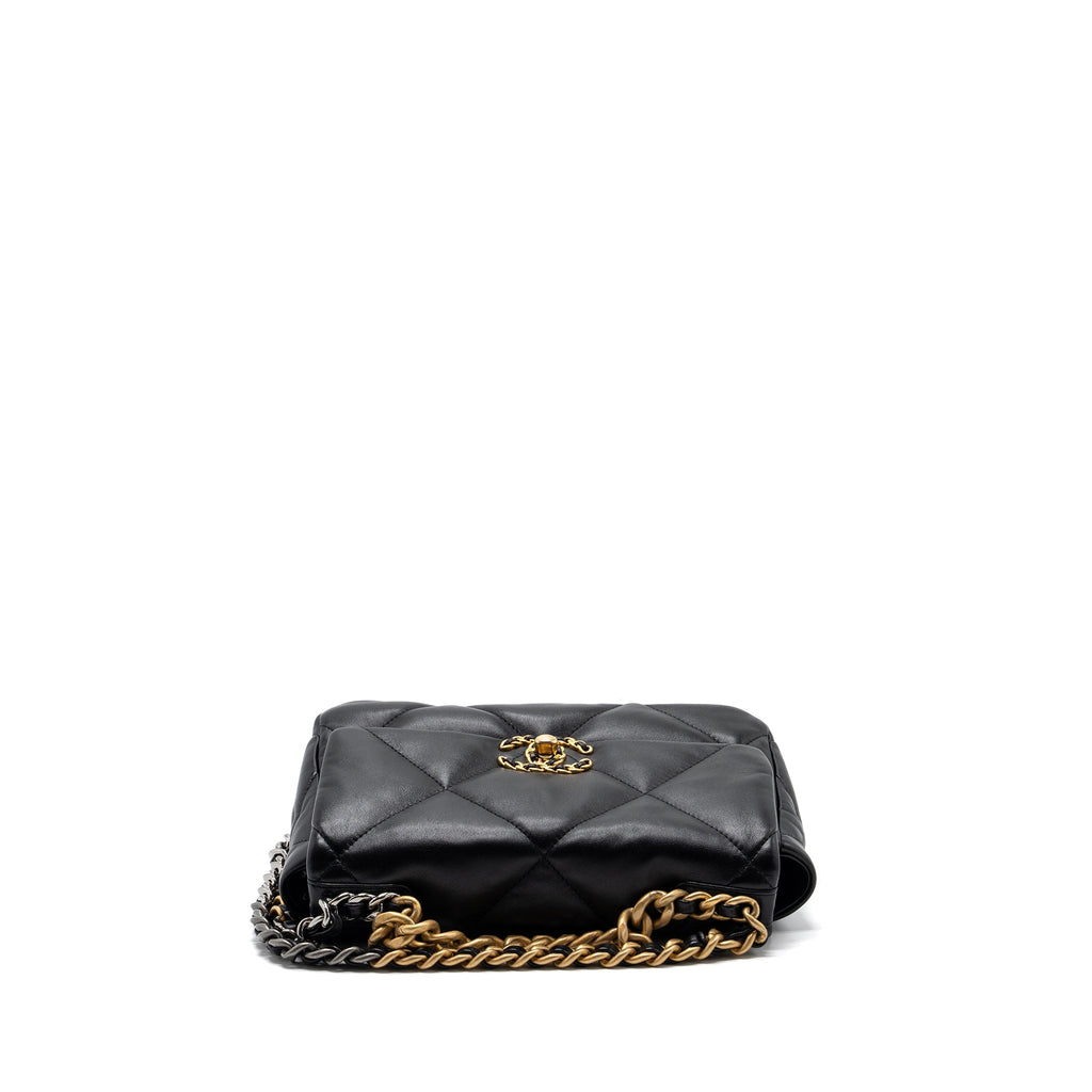 CHANEL SMALL 19 BAG LAMBSKIN BLACK MULTICOLOR HARDWARE (MICROCHIP)