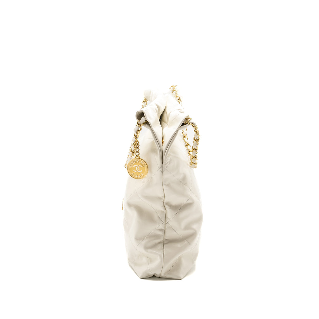CHANEL MEDIUM 22 BAG CALFSKIN WHITE GHW (MICROCHIP)