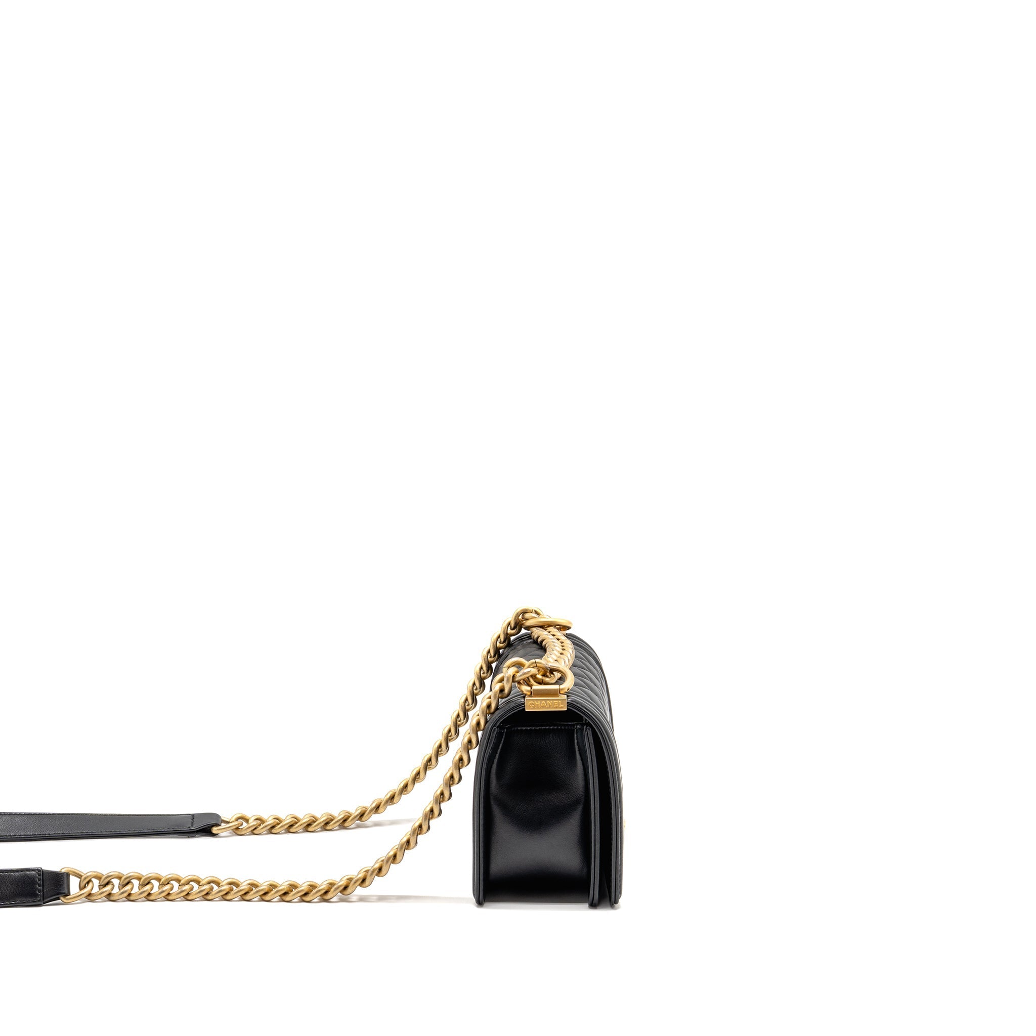 CHANEL SMALL BOY BAG CALFSKIN BLACK GHW