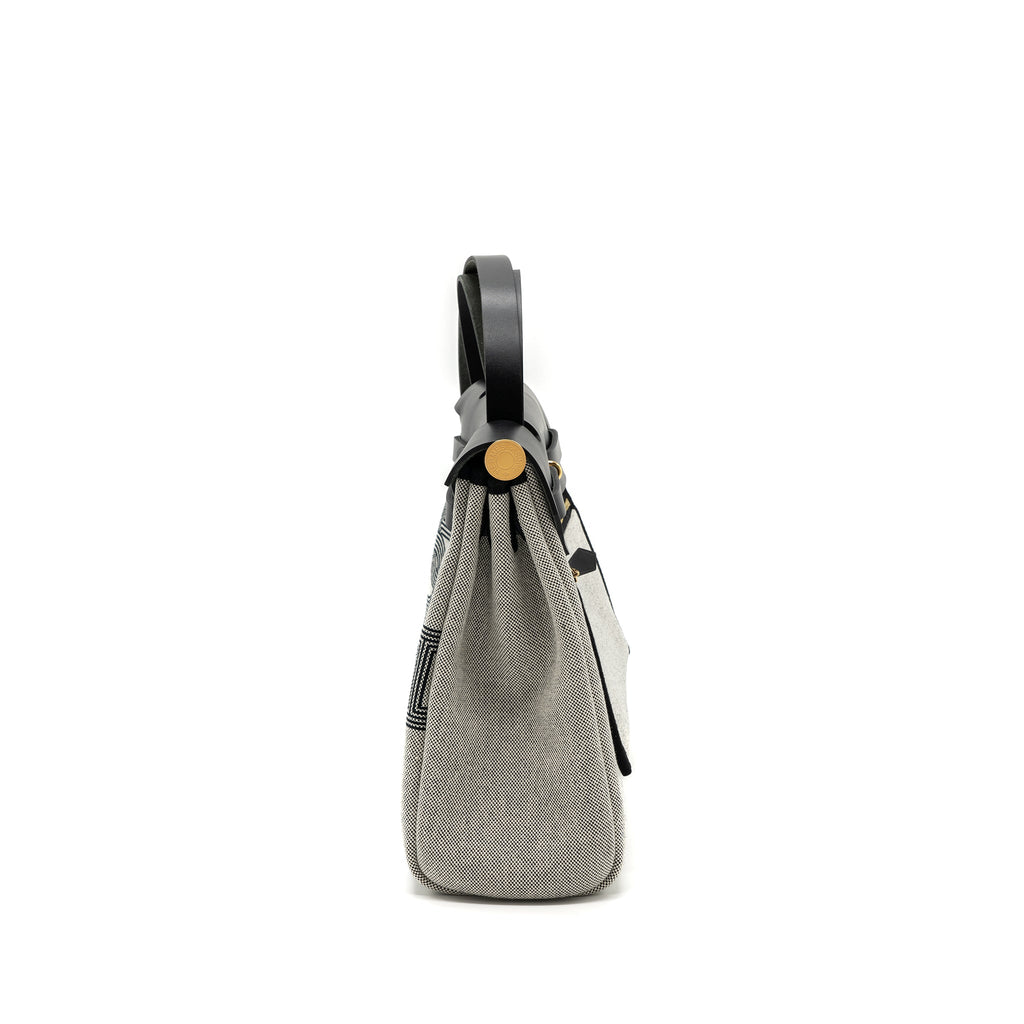 HERMES HERBAG 31 ZIP BAG TOILE H PLUME CANVAS/ HUNTER LEATHER BLACK / ECRU GHW