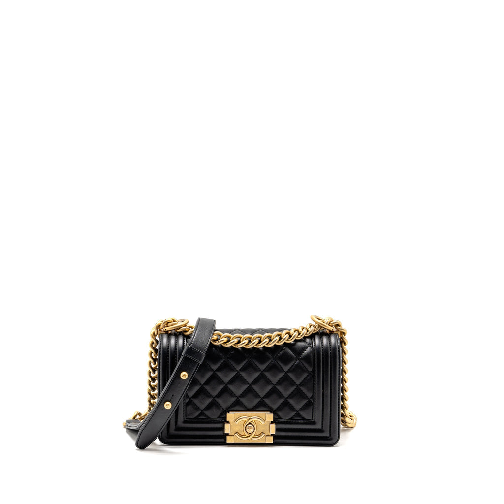 CHANEL SMALL BOY BAG CALFSKIN BLACK GHW