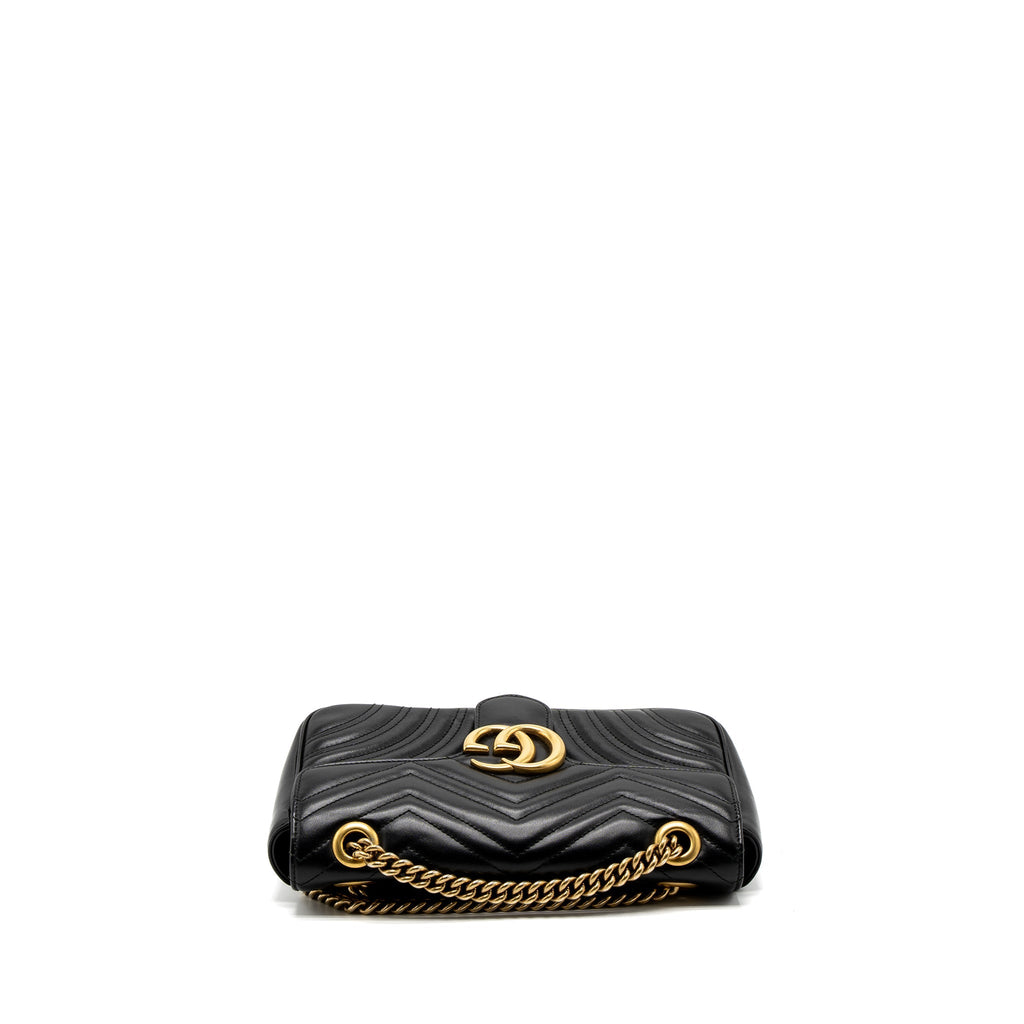 GUCCI SMALL GG MARMONT BAG CALFSKIN BLACK GHW