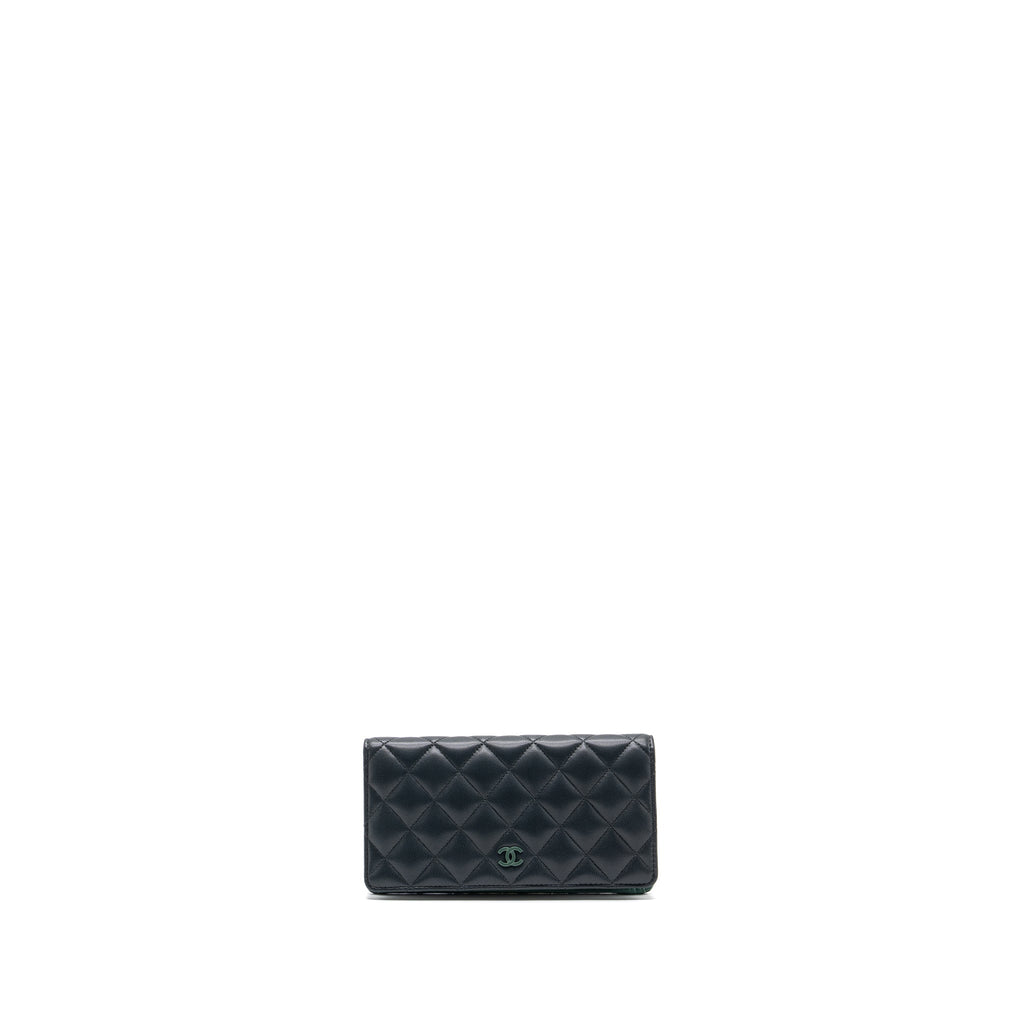 CHANEL LONG WALLET LAMBSKIN DARK GREY/GREEN IN GREEN HARDWARE