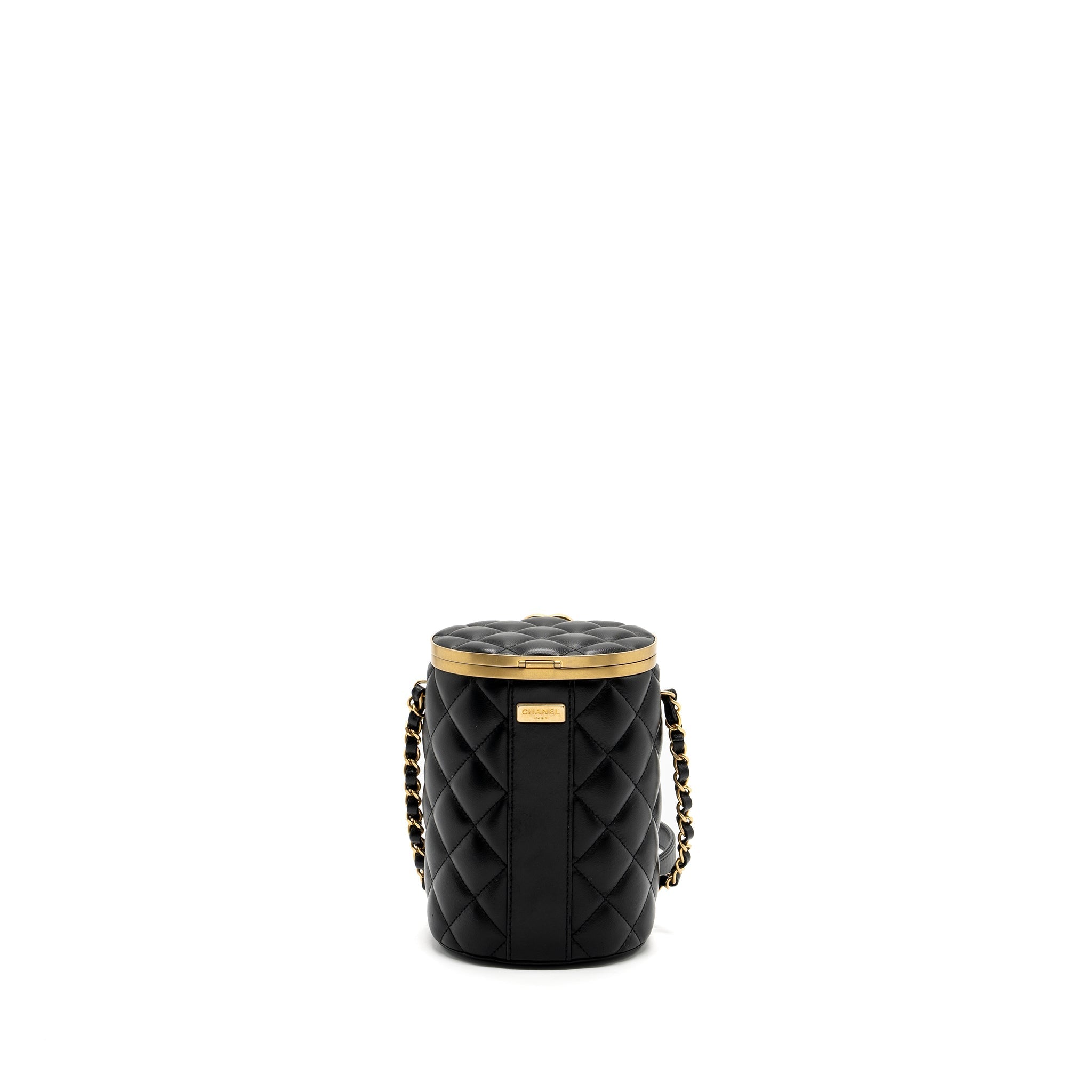 CHANEL 21A VANITY WITH CHAIN LAMBSKIN BLACK GHW (MICROCHIP)
