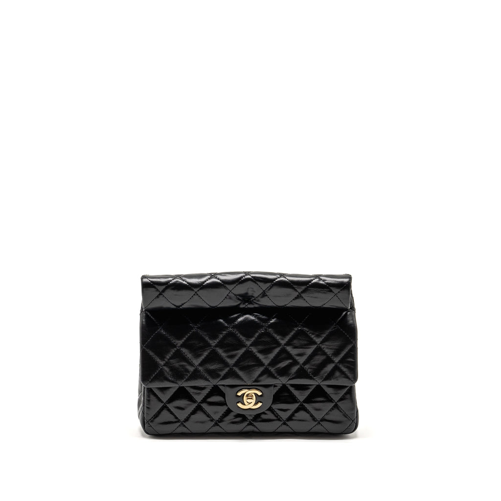 CHANEL 23A QUILTED FLAP CLUTCH CALFSKIN BLACK LGHW (MICROCHIP)