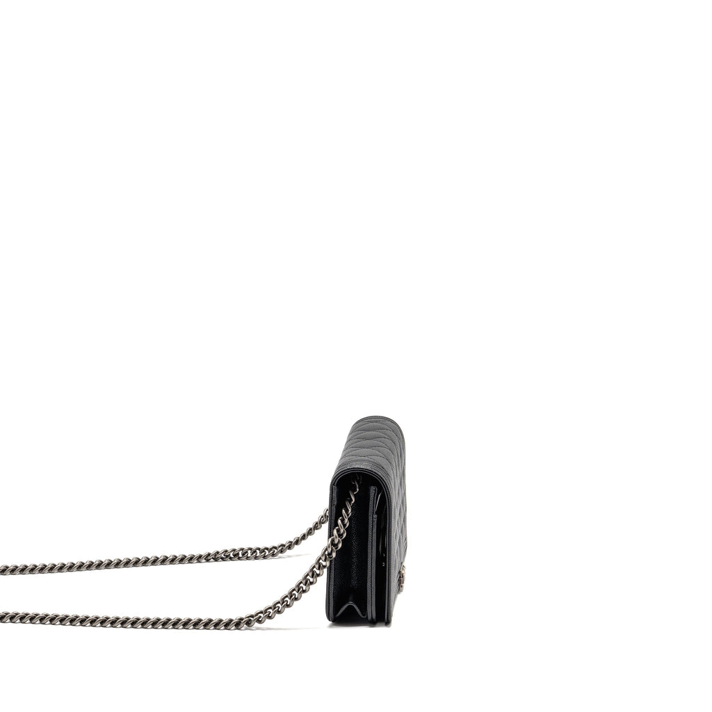 CHANEL BOY WALLET ON CHAIN CAVIAR BLACK RUTHENIUM SHW (MICROCHIP)