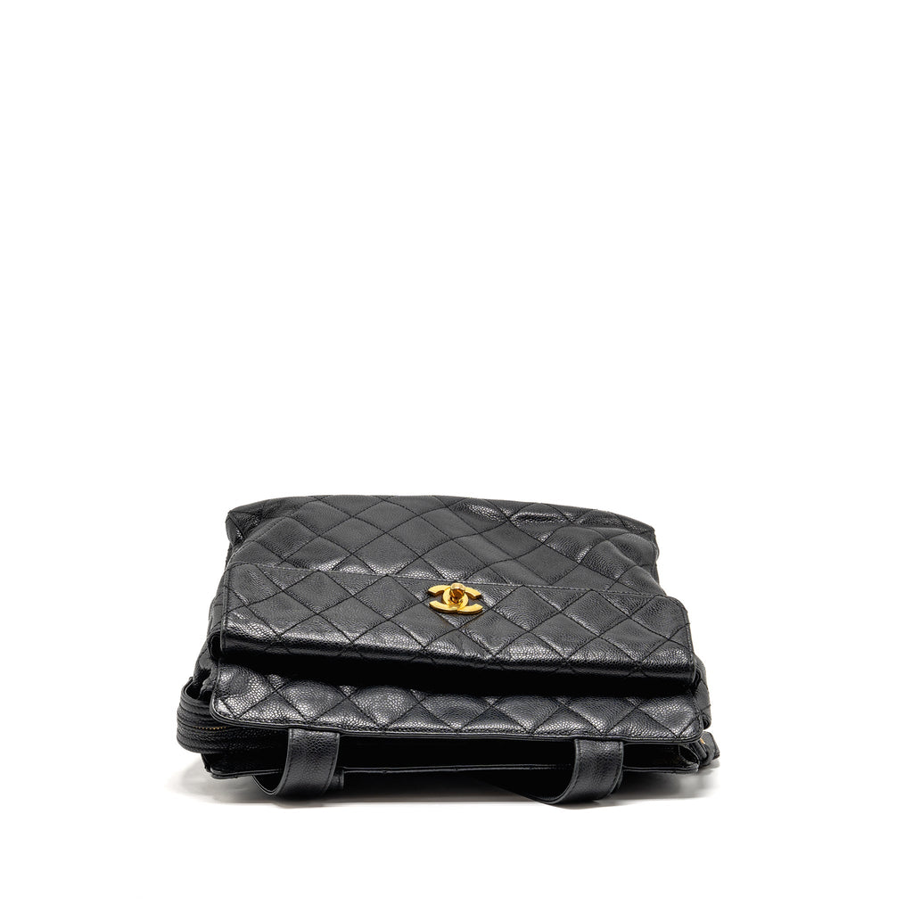 CHANEL QUILTEDE ZIP SHOULDER BAG CAVIAR BLACK GHW