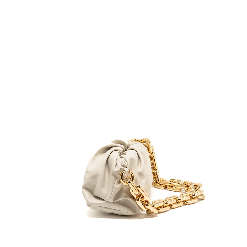 BOTTEGA VENETA CHAIN POUCH BAG CALFSKIN WHITE GHW