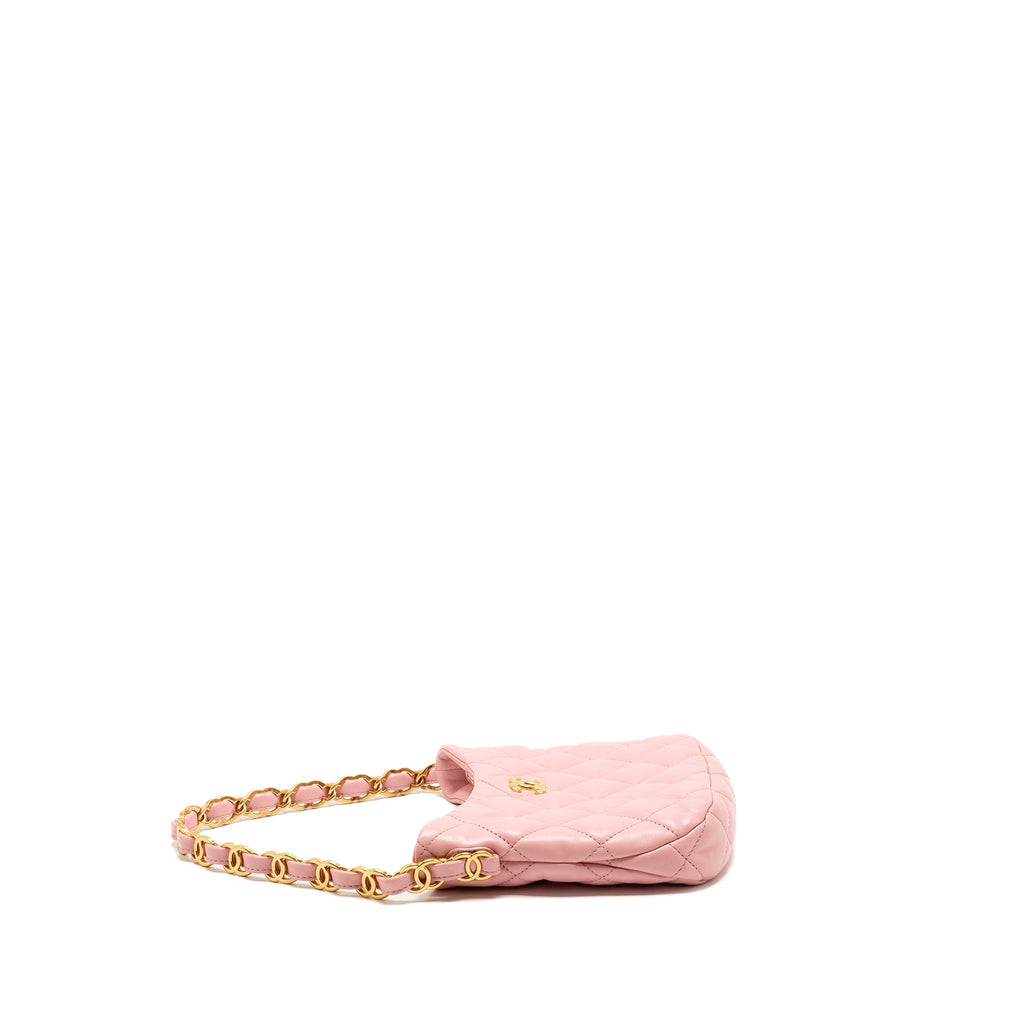 CHANEL 22K HOBO SHOULDER BAG WITH LOGO CHAIN LAMBSKIN PINK GHW (MICROCHIP)