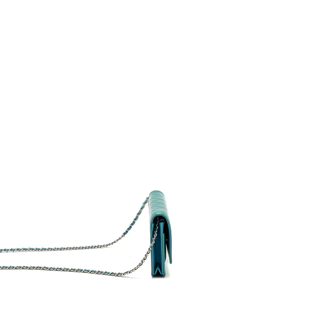 CHANEL BOY WALLET ON CHAIN PATENT GREEN SHW