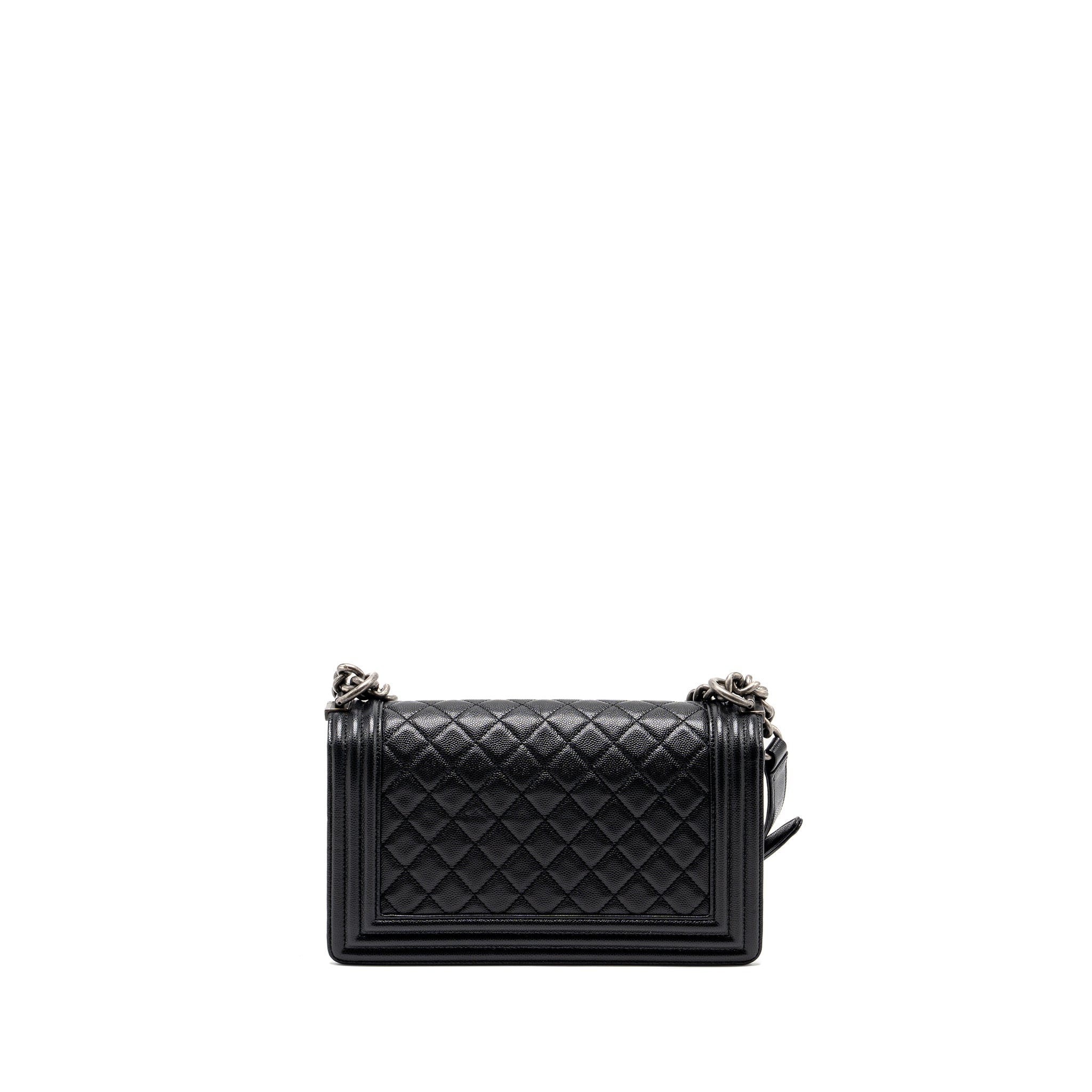 CHANEL MEDIUM BOY BAG CAVIAR BLACK RUTHENIUM HARDWARE