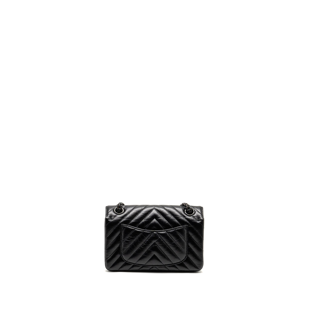 CHANEL MINI 2.55 REISSUE CHEVRON CALFSKIN SO BLACK
