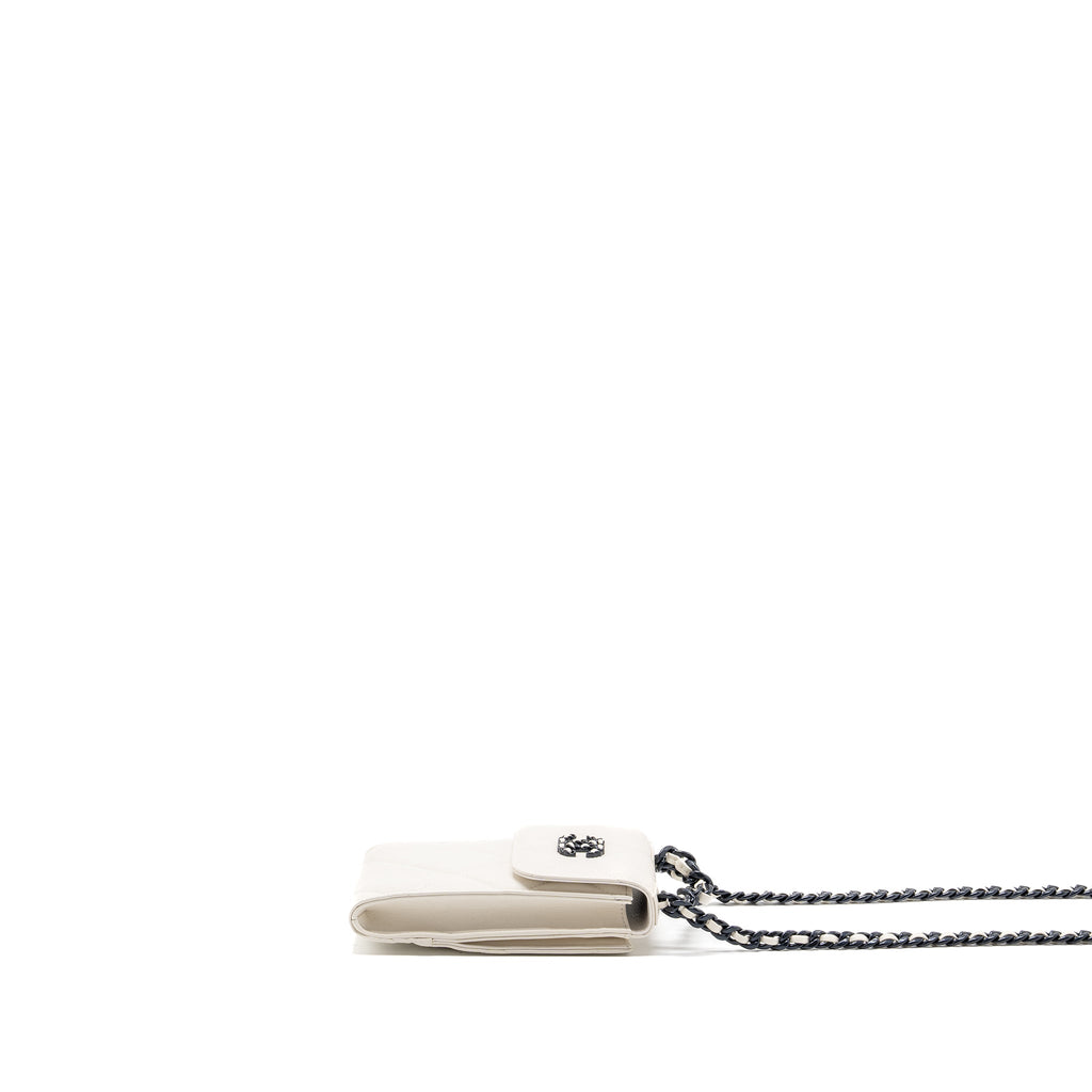 CHANEL VERTICAL 19 PHONE CASE LAMBSKIN WHITE WITH BLACK HARDWARE