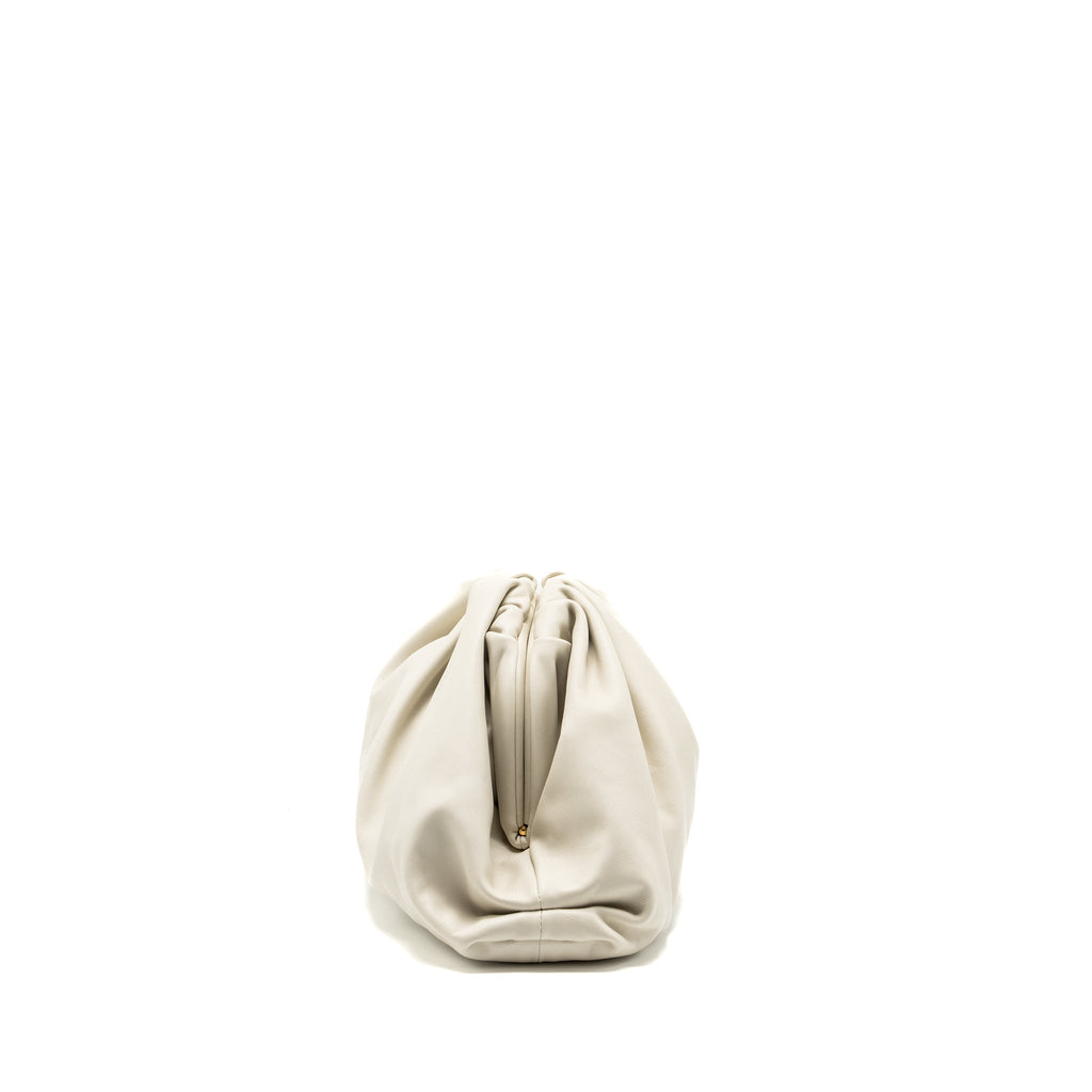 BOTTEGA VENETA THE POUCH CALFSKIN WHITE GHW
